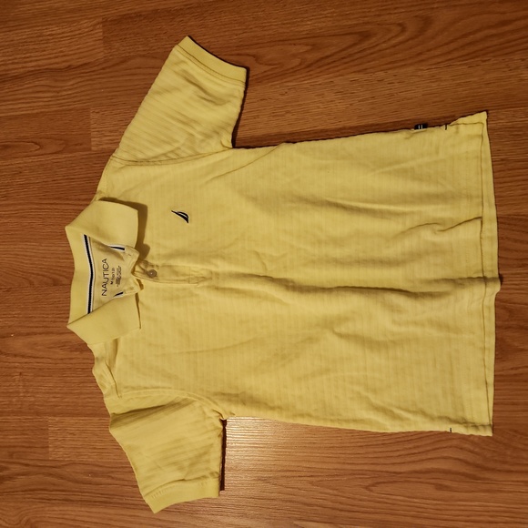 Bundle of boys Tshirt - Picture 2 of 4